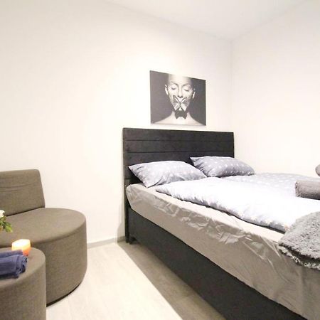 Comfortable Rooms In Akh Area Vienna Exterior photo
