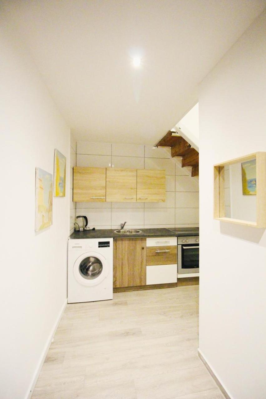 Comfortable Rooms In Akh Area Vienna Exterior photo