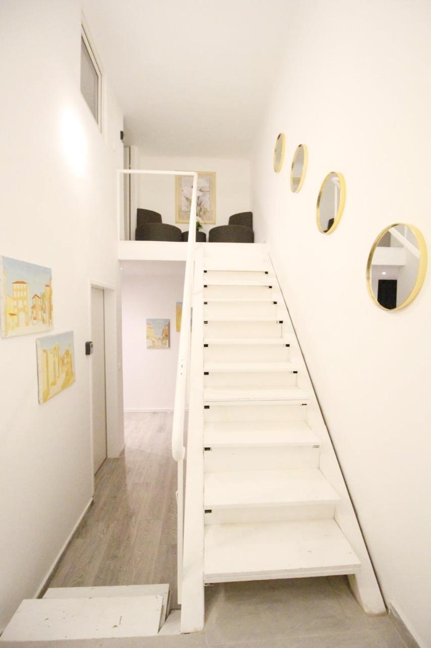 Comfortable Rooms In Akh Area Vienna Exterior photo