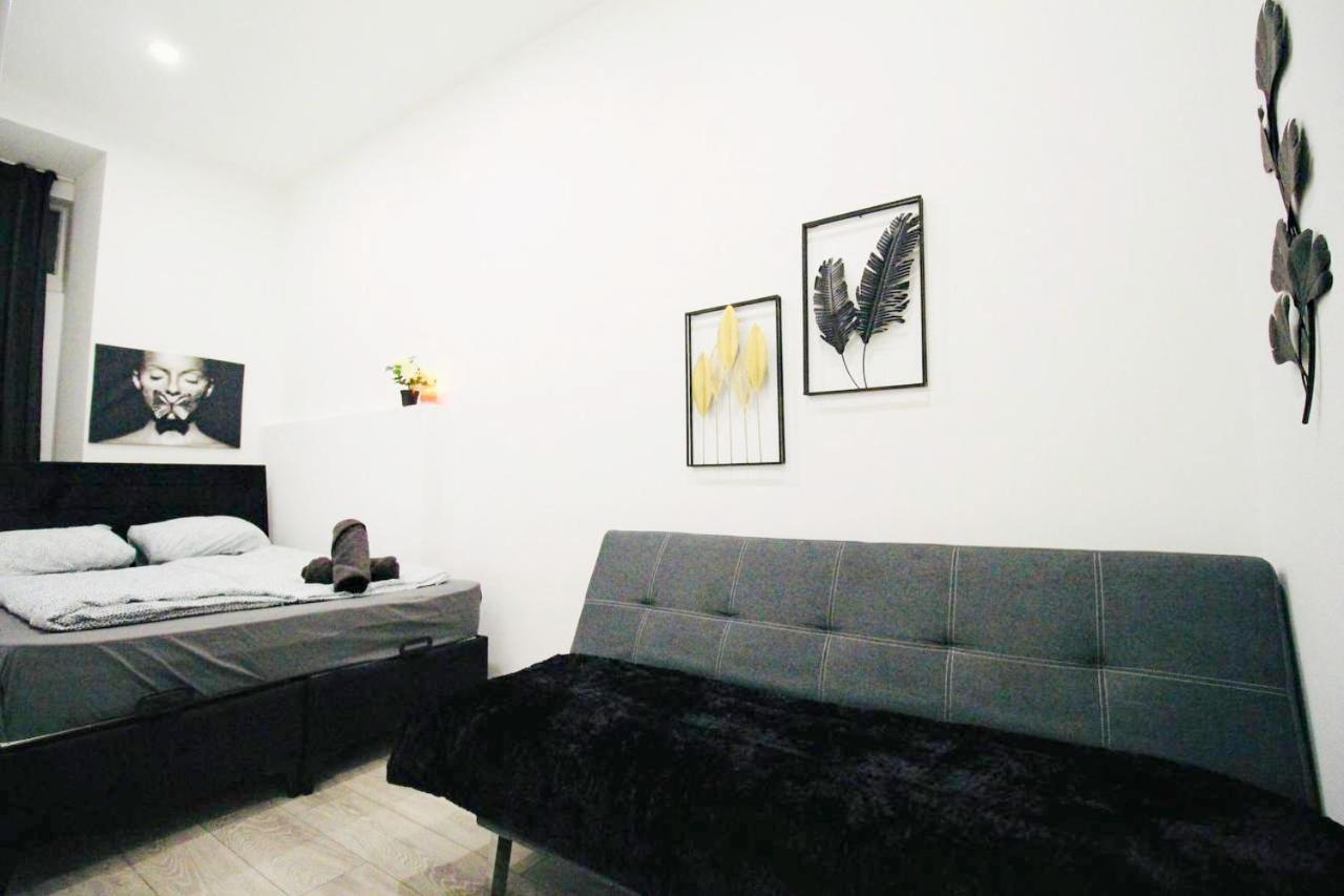 Comfortable Rooms In Akh Area Vienna Exterior photo