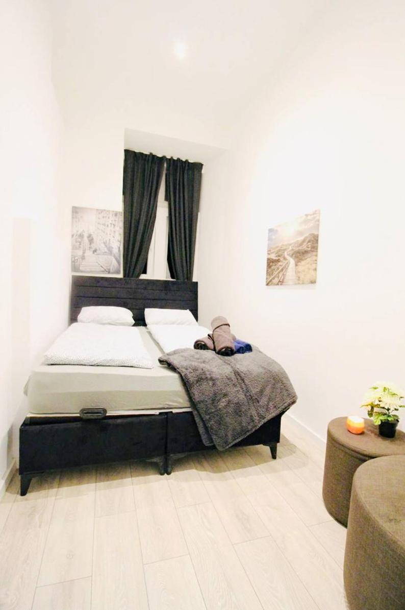 Comfortable Rooms In Akh Area Vienna Exterior photo