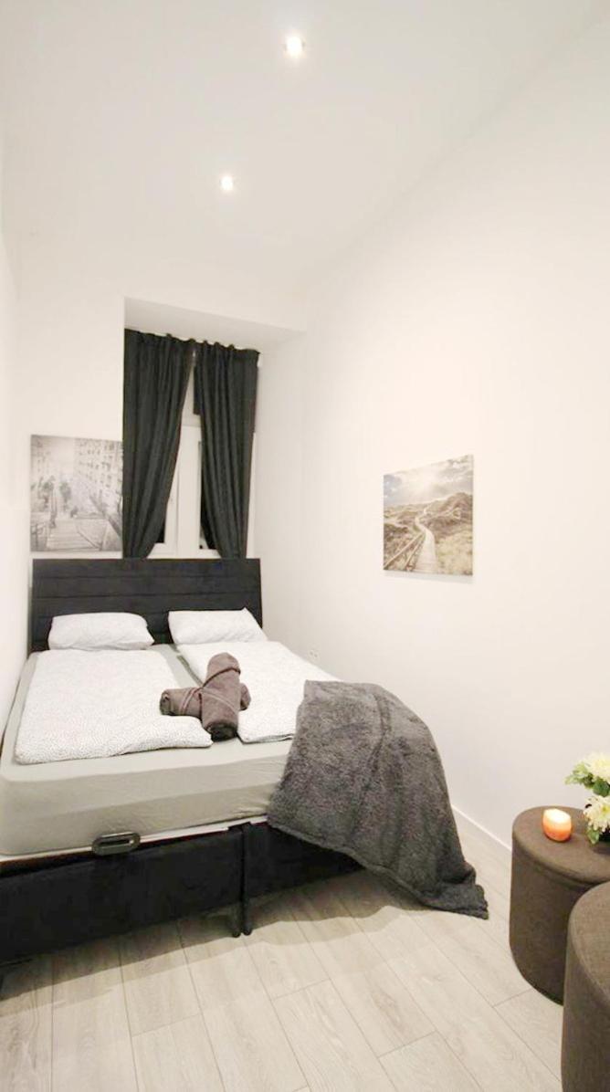Comfortable Rooms In Akh Area Vienna Exterior photo