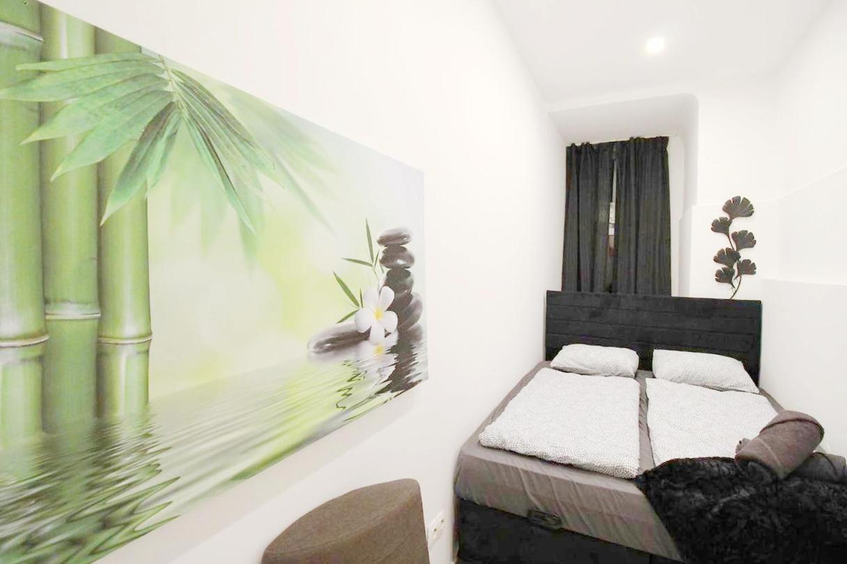 Comfortable Rooms In Akh Area Vienna Exterior photo