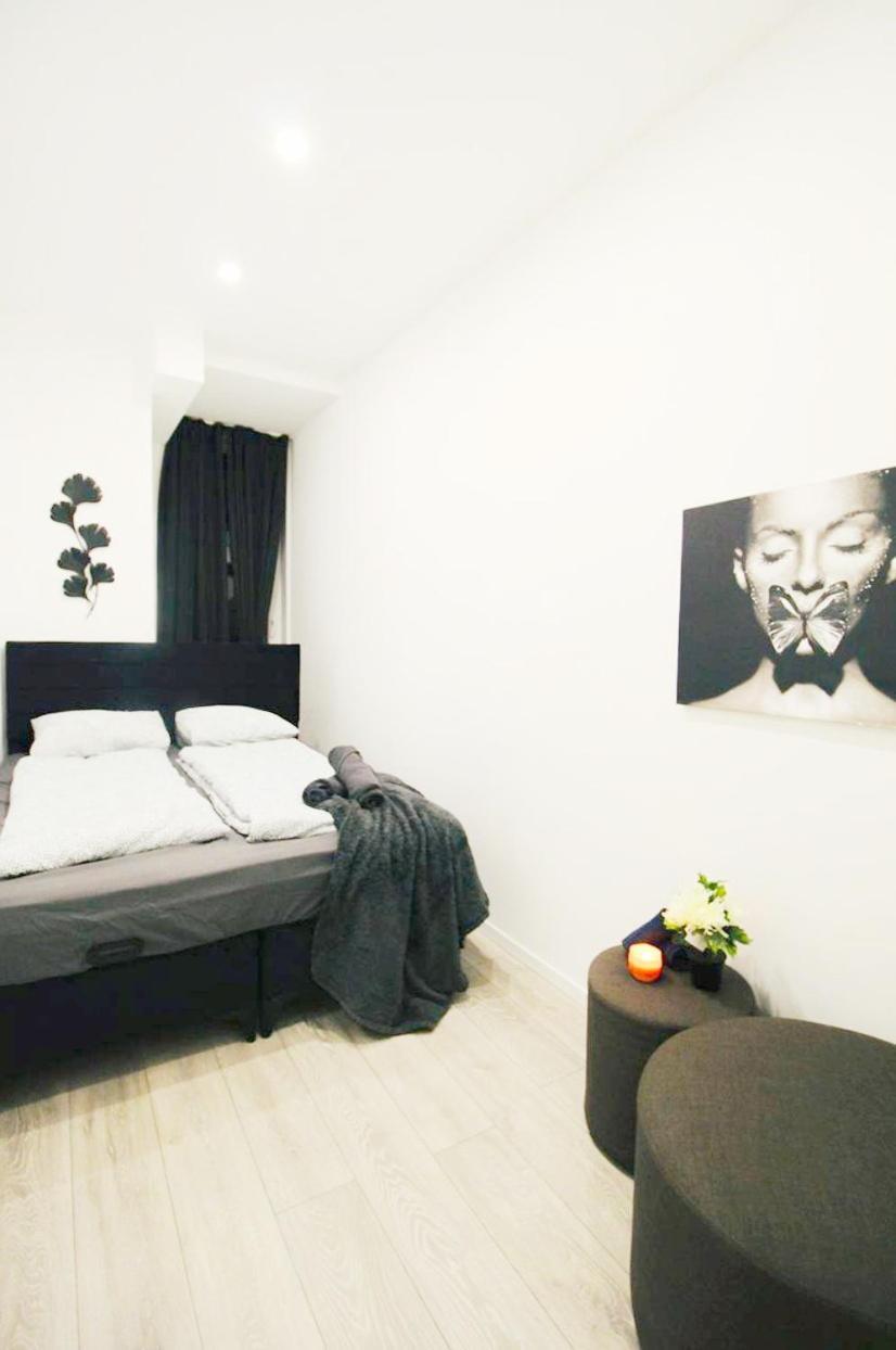 Comfortable Rooms In Akh Area Vienna Exterior photo