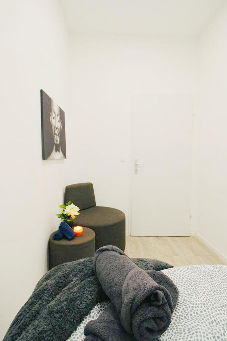 Comfortable Rooms In Akh Area Vienna Exterior photo